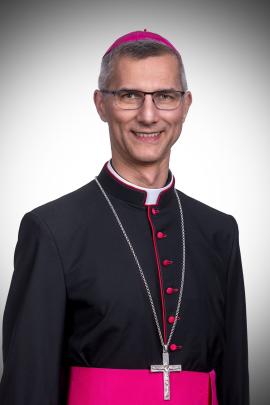 S.E. Mons. Levente Balázs MARTOS Vescovo ausiliare di Esztergom-Budapest