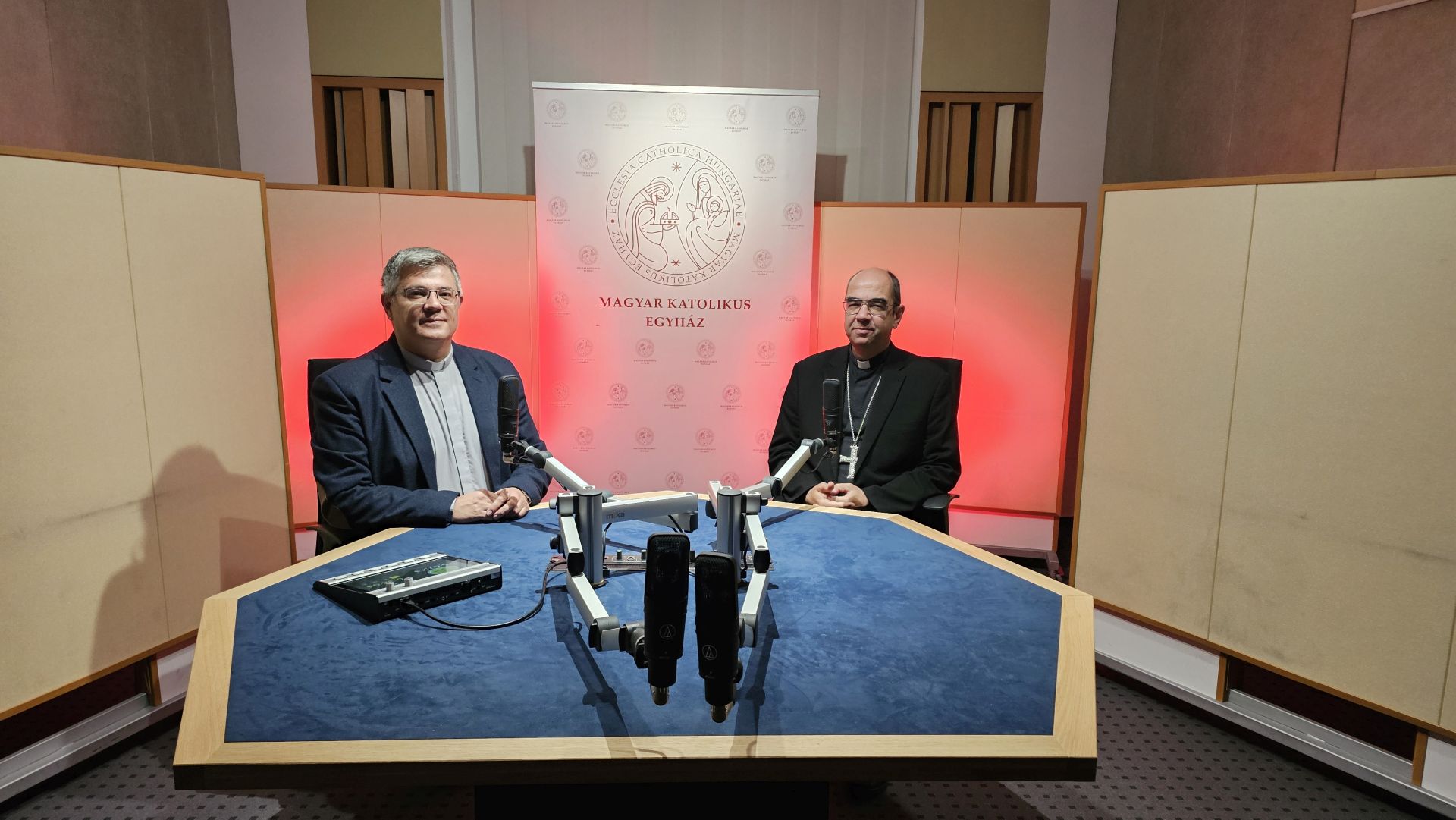 A szeretet dallama – Podcastsorozat indult Székely János püspökkel