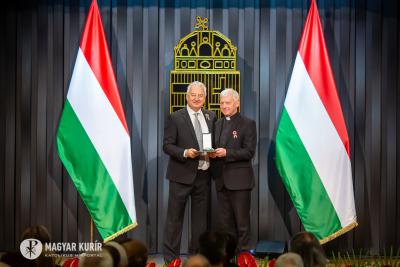 Egyházi személyeket tüntettek ki nemzeti ünnepünk alkalmából Egyházi személyeket tüntettek ki nemzeti ünnepünk alkalmából