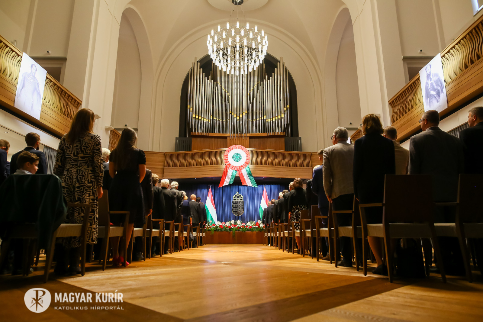 Ουγγρική Καθολική Εκκλησία |  Τιμήθηκαν εκκλησιαστικές προσωπικότητες με την ευκαιρία της εθνικής μας εορτής