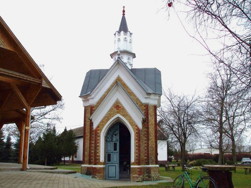 Petőfiszállás szentkút pálos templom 